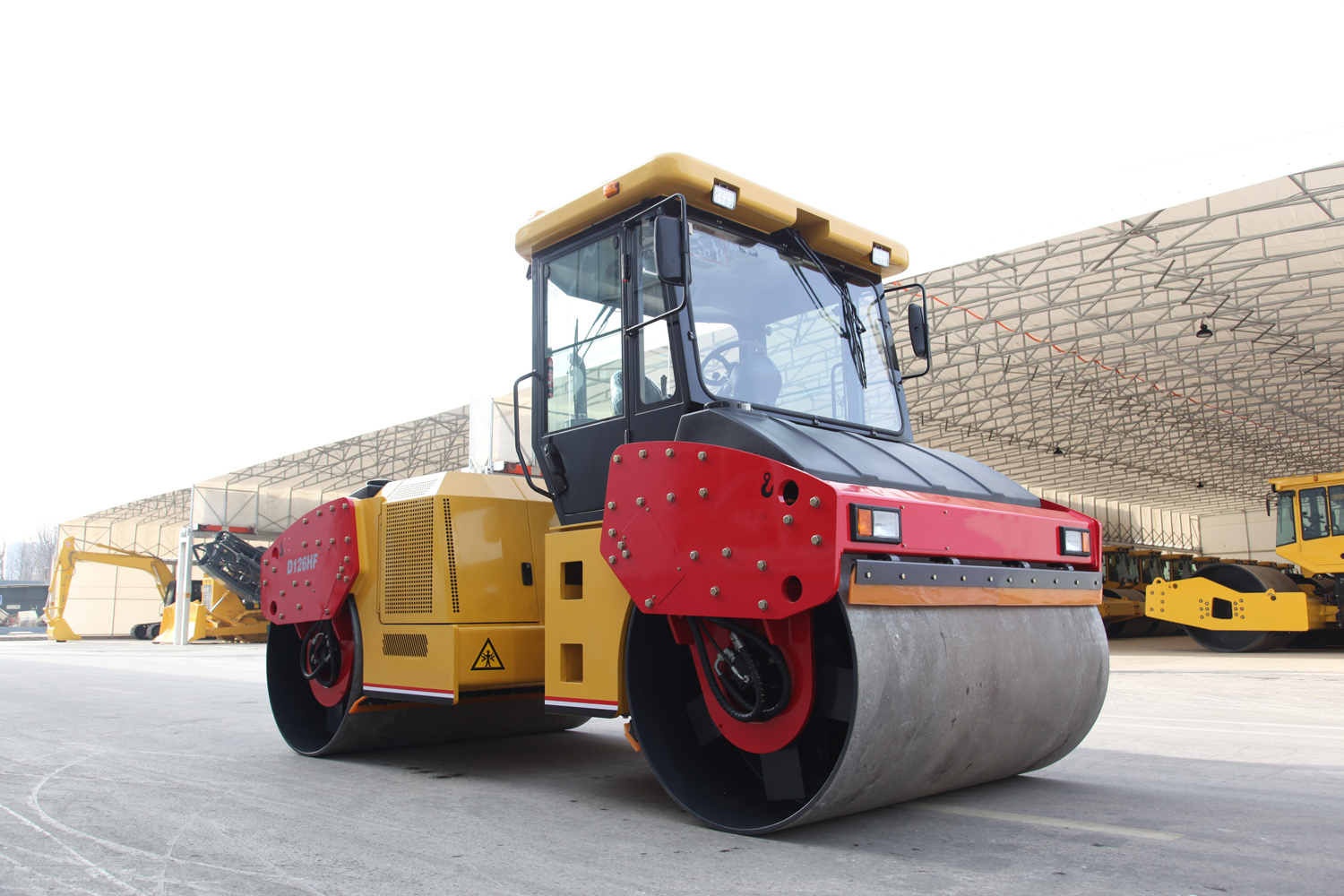 D126HF Rouleau compacteur tandem