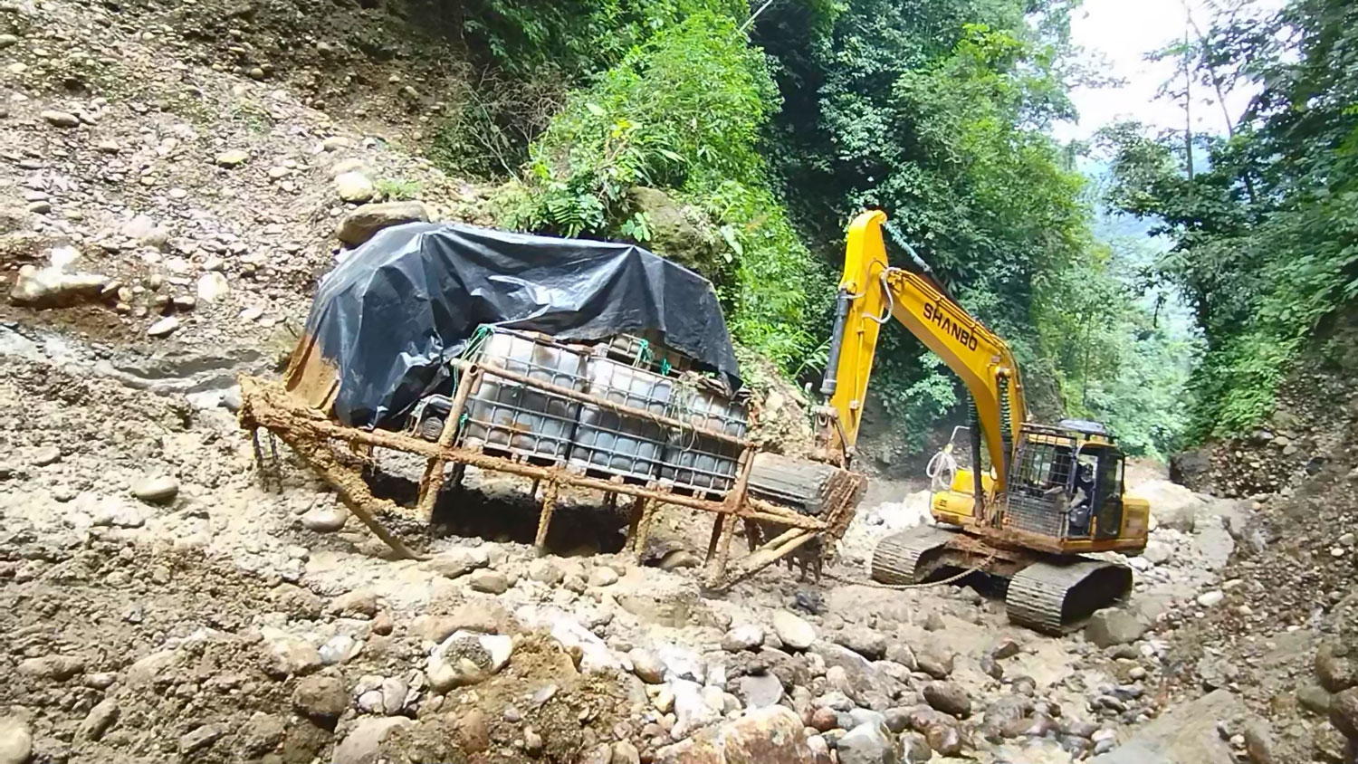 Excavatrice de 24 tonnes