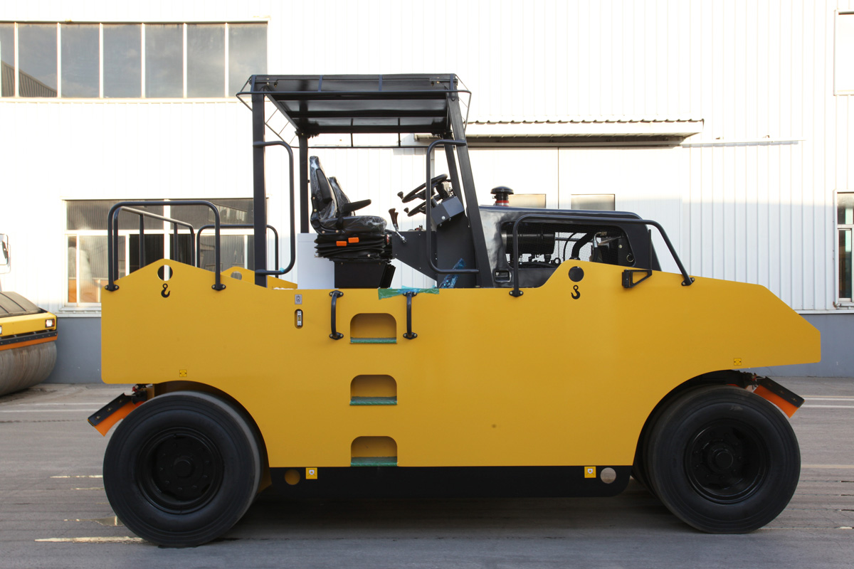  machines de compactage de routes municipales