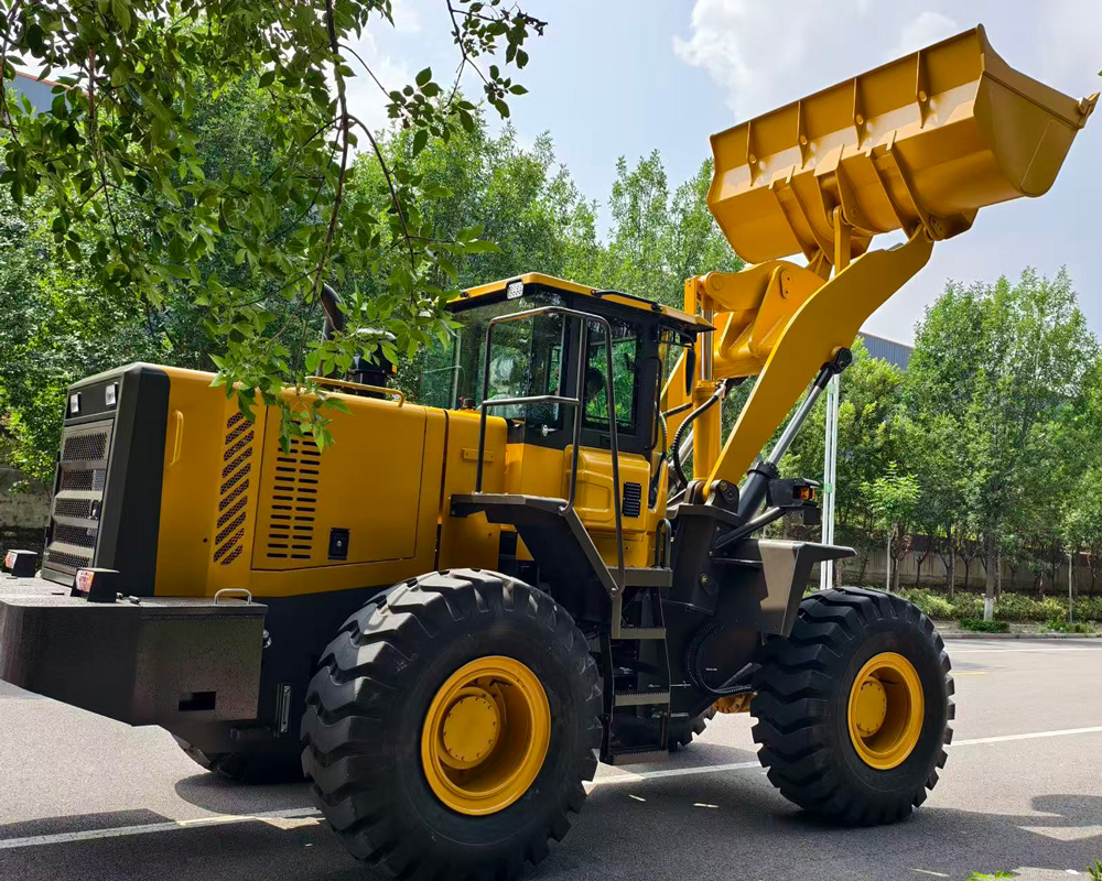  chargeuse sur pneus de 17 tonnes