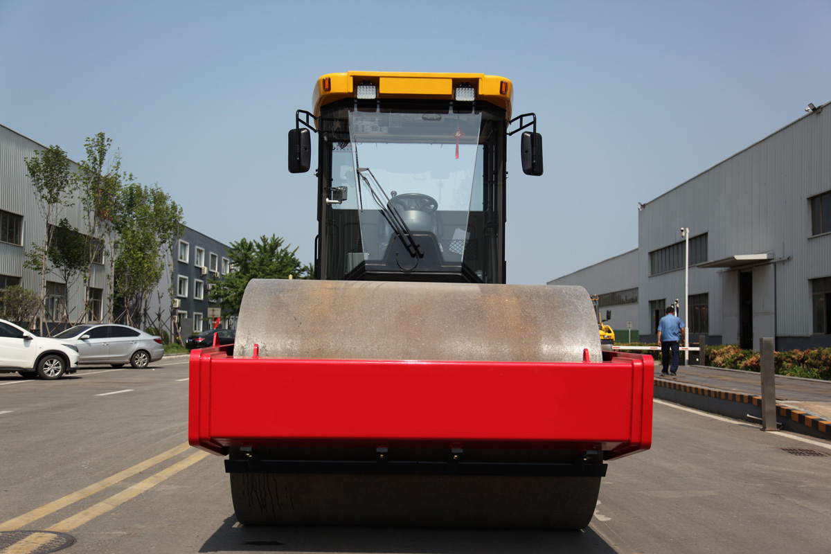  équipement de compactage de fondation