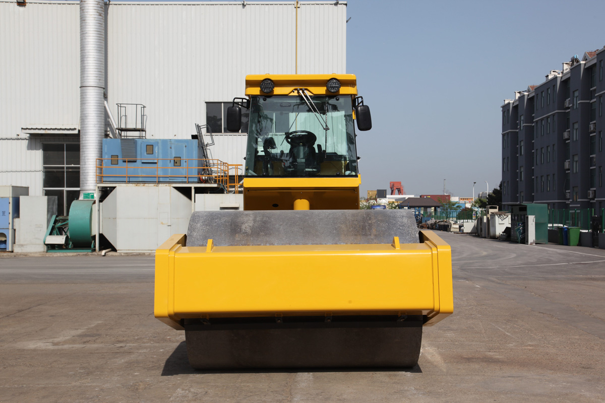  rouleau vibrant 370HP